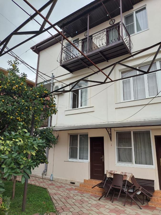 Белый Лотос Gagra Exterior foto