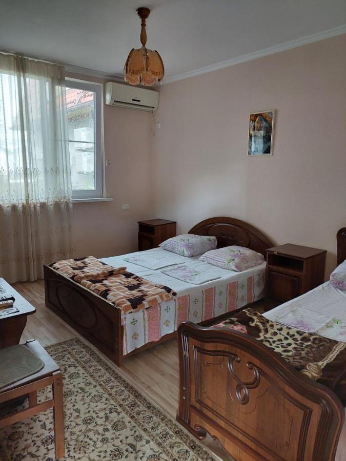 Белый Лотос Gagra Exterior foto