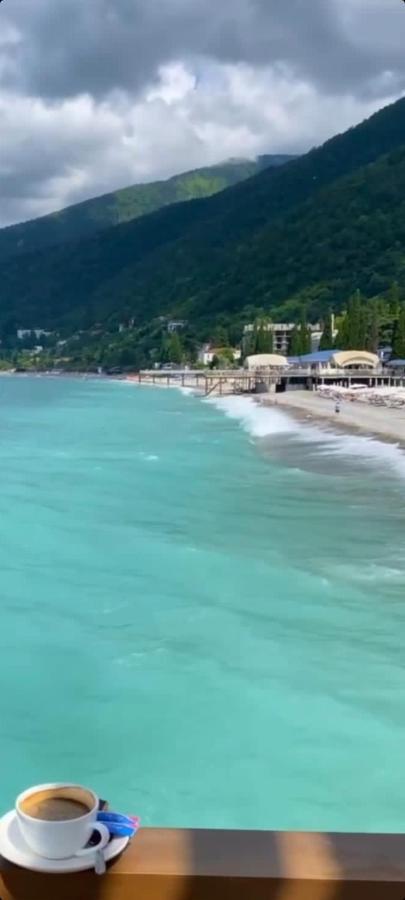 Белый Лотос Gagra Exterior foto
